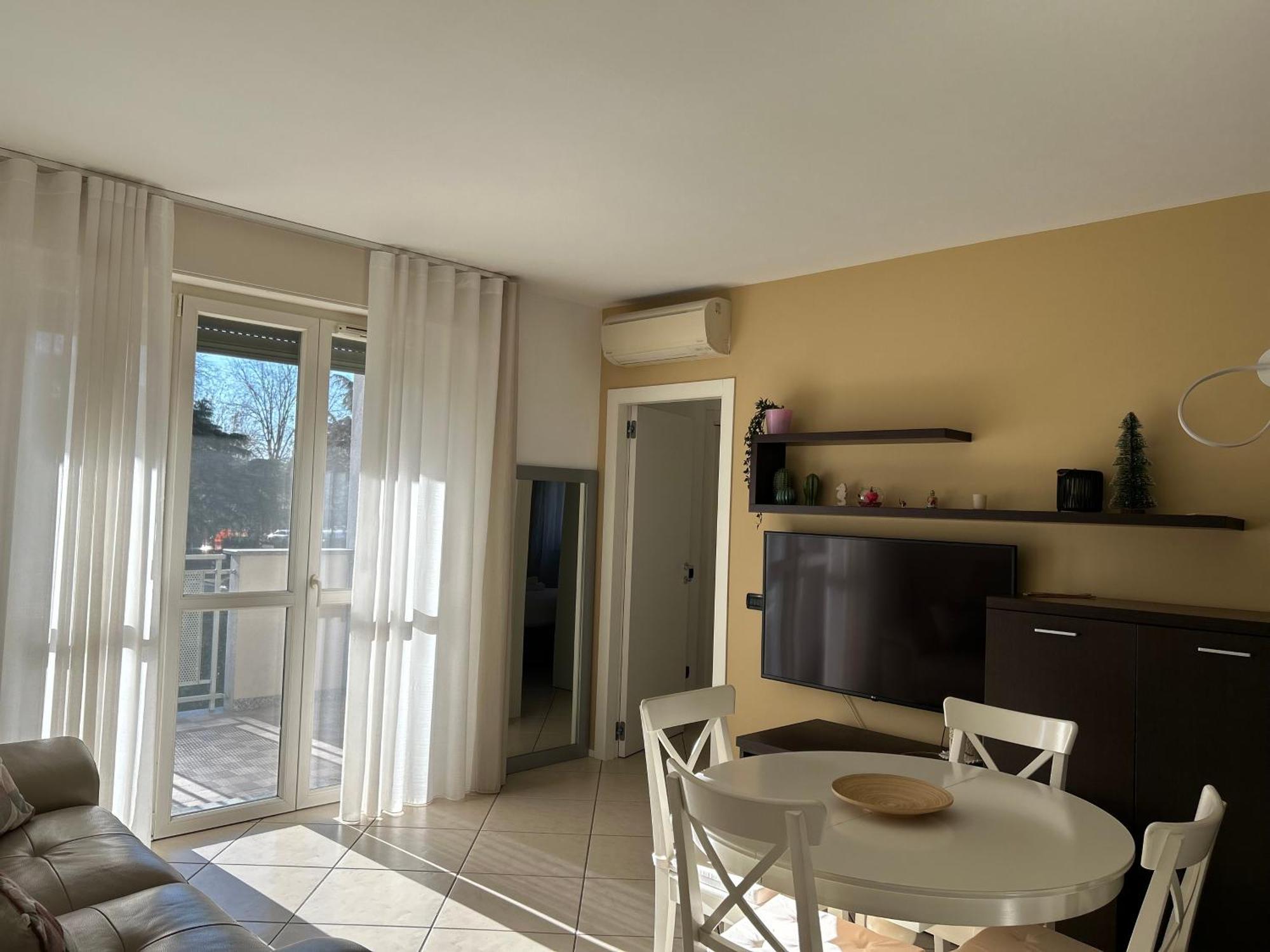 Apartment House Trenno Mailand